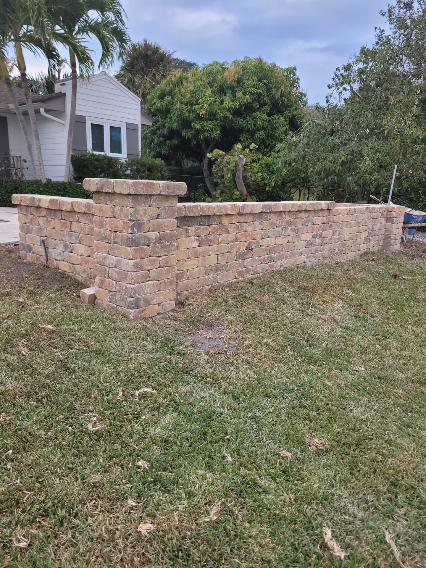 Paver Fire Pits & Seat Walls photo 5