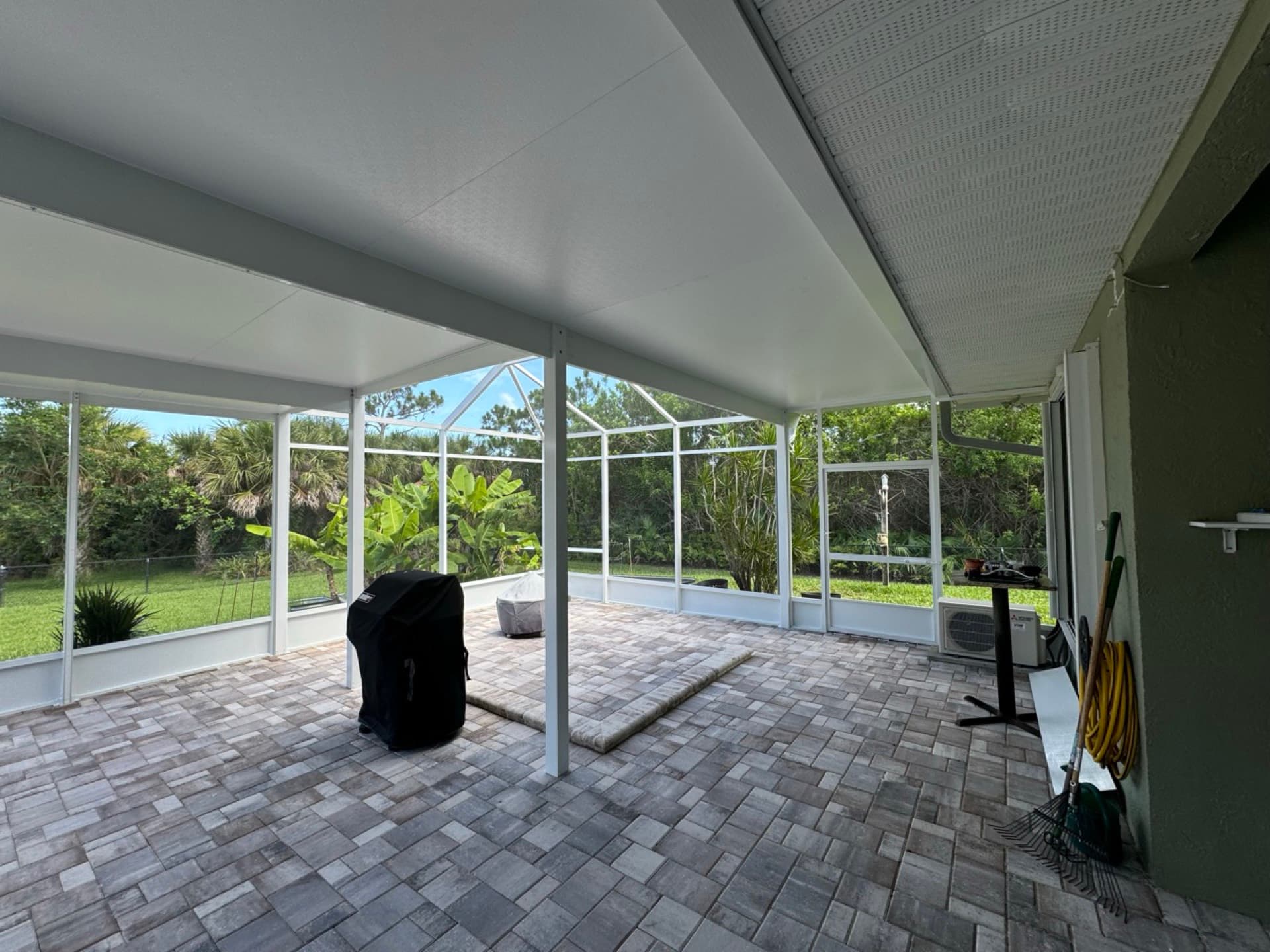 Patio Enclosures by Optimal Thermal Structures